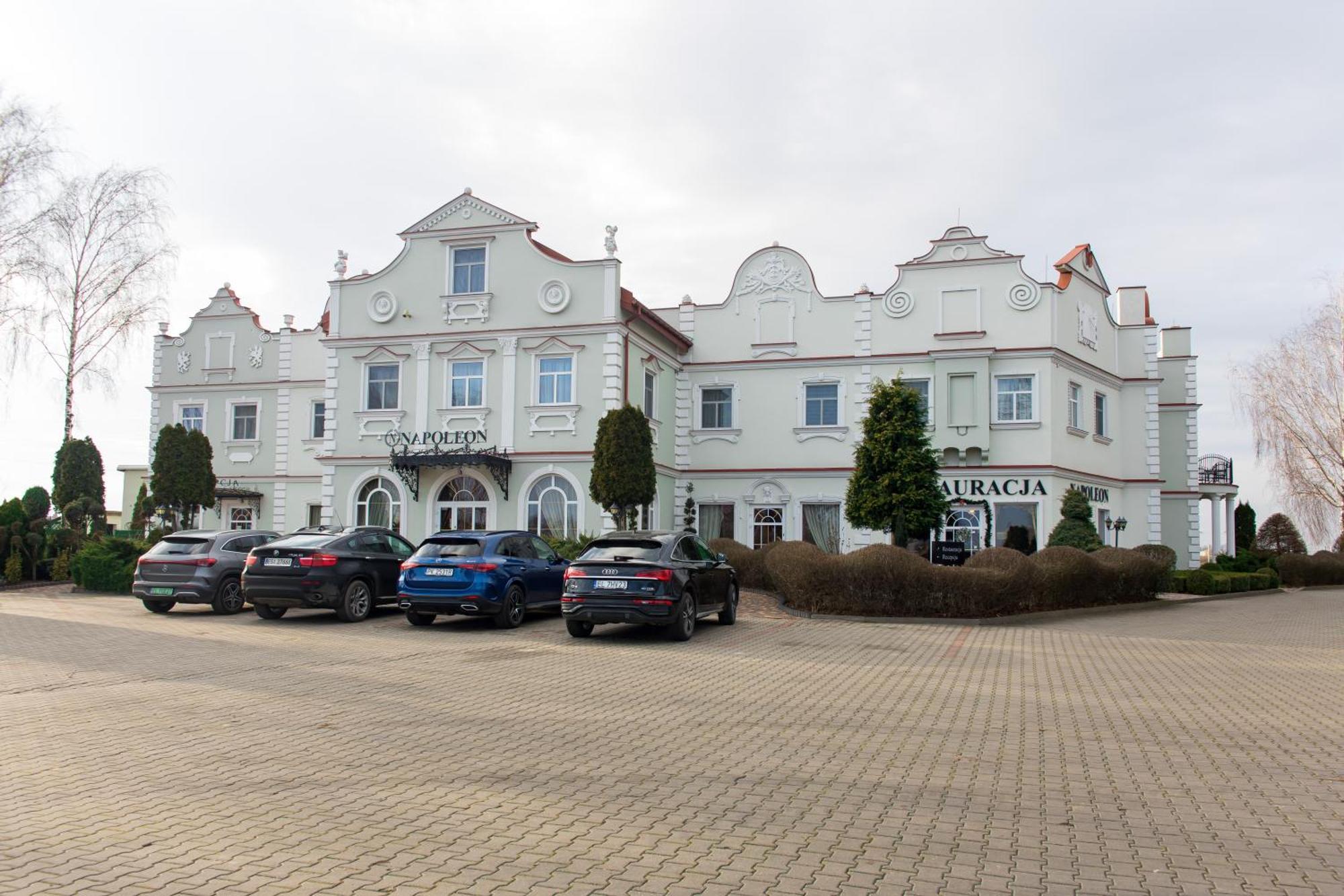 Hotel Napoleon Wroblew  Extérieur photo