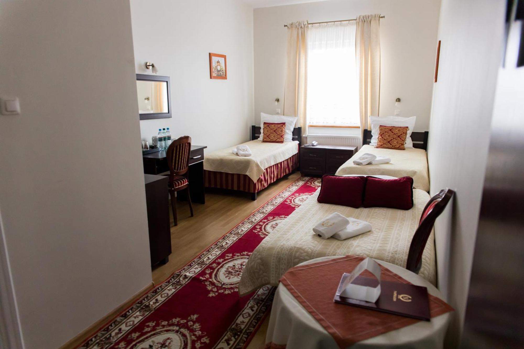 Hotel Napoleon Wroblew  Extérieur photo