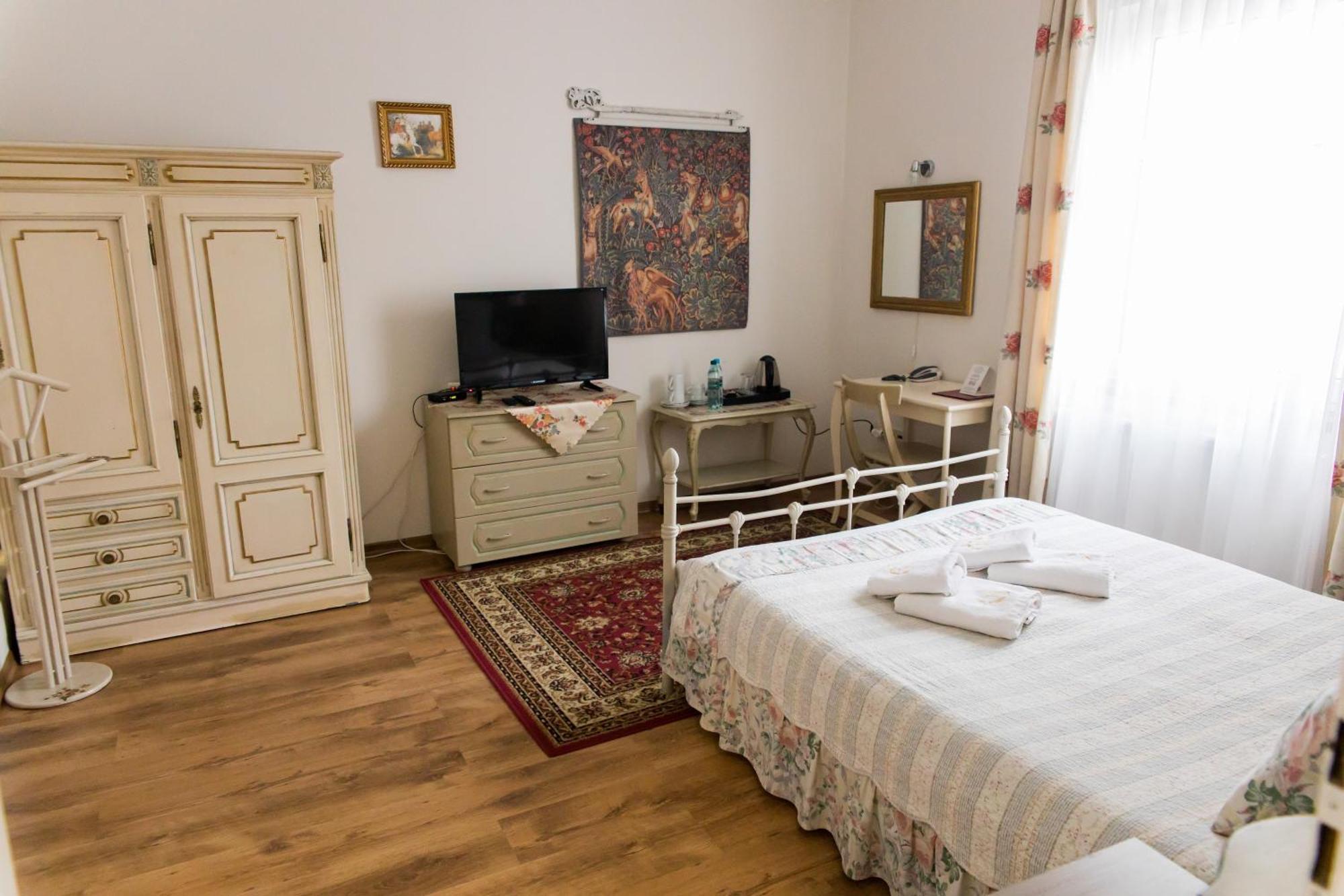 Hotel Napoleon Wroblew  Extérieur photo